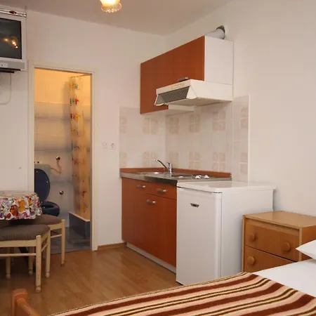 Апартаменты With A Parking Space Seline, Paklenica - 6629